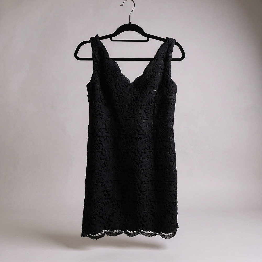 Ann Taylor Black Lace‎ V Neck Sleeveless Sheath Dress Size 2